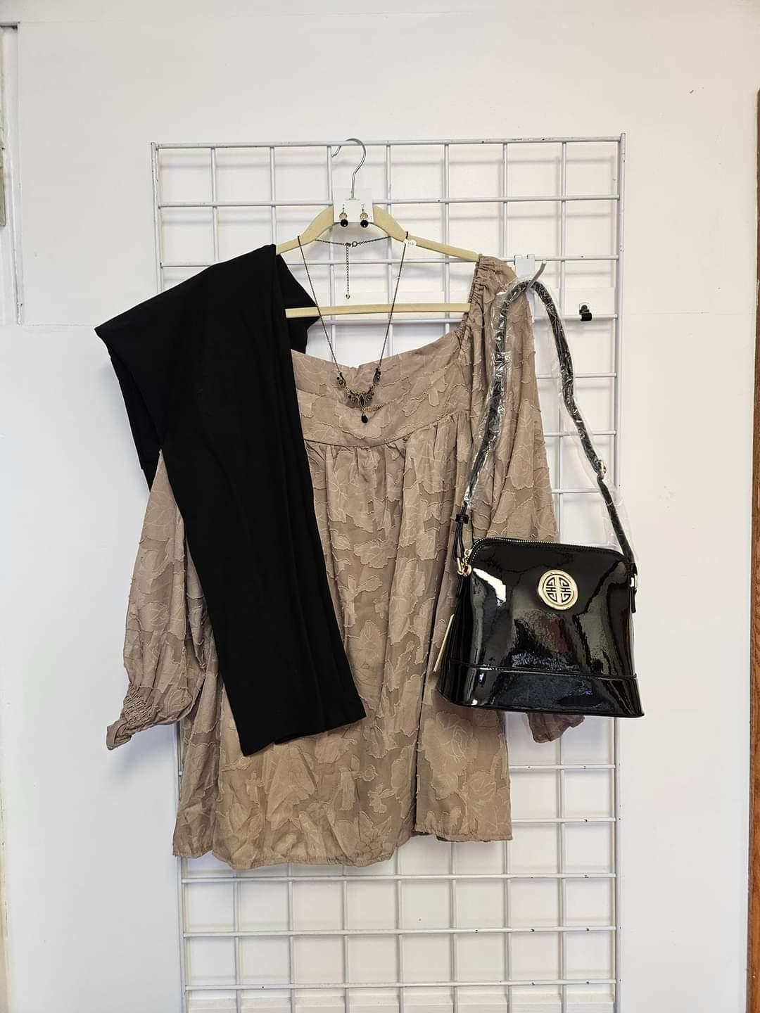 Black Leggings with Pockets - Simply Scarves And Such