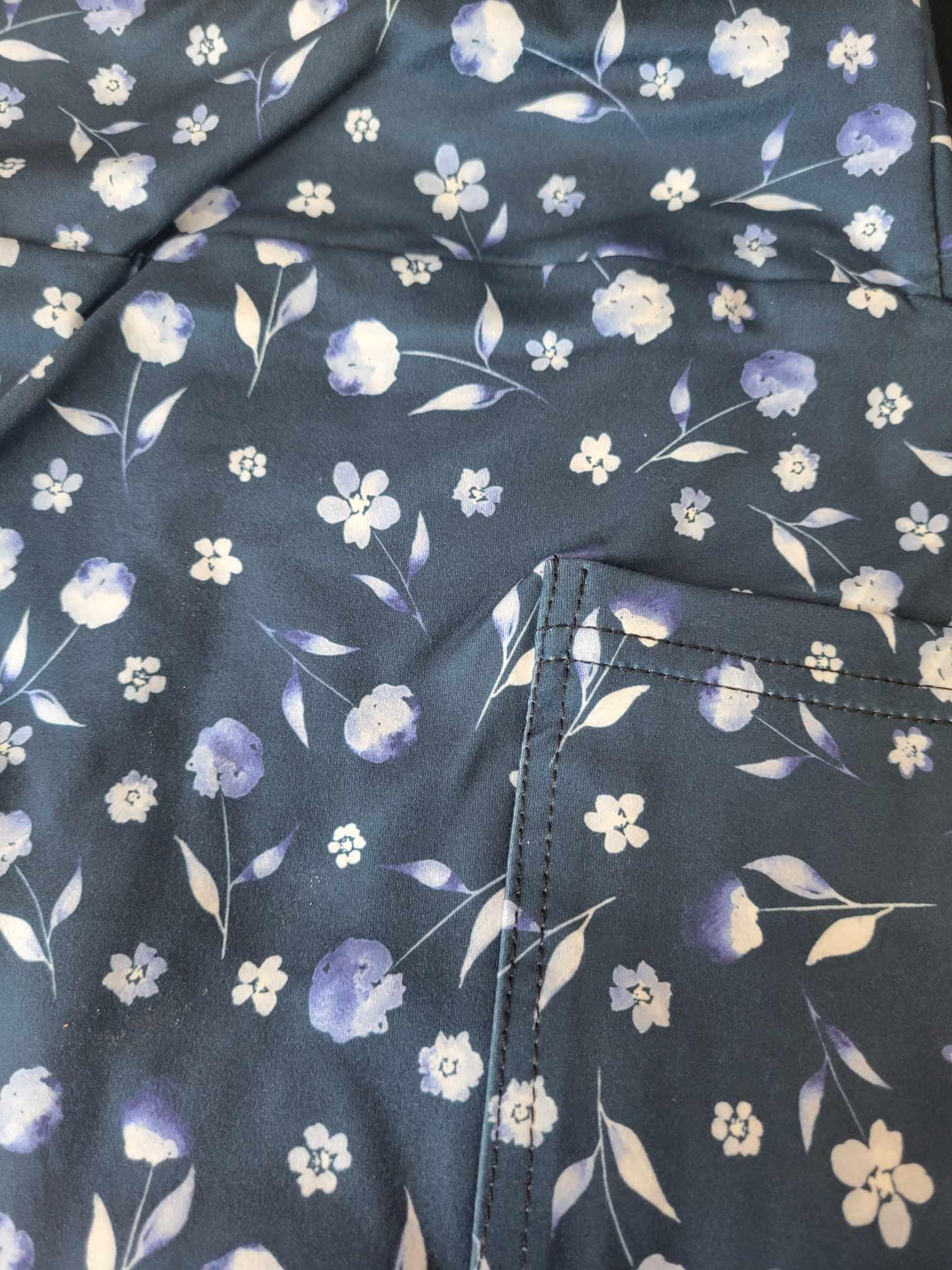 Blue with flowers Leggings with Pockets - Simply Scarves And Such