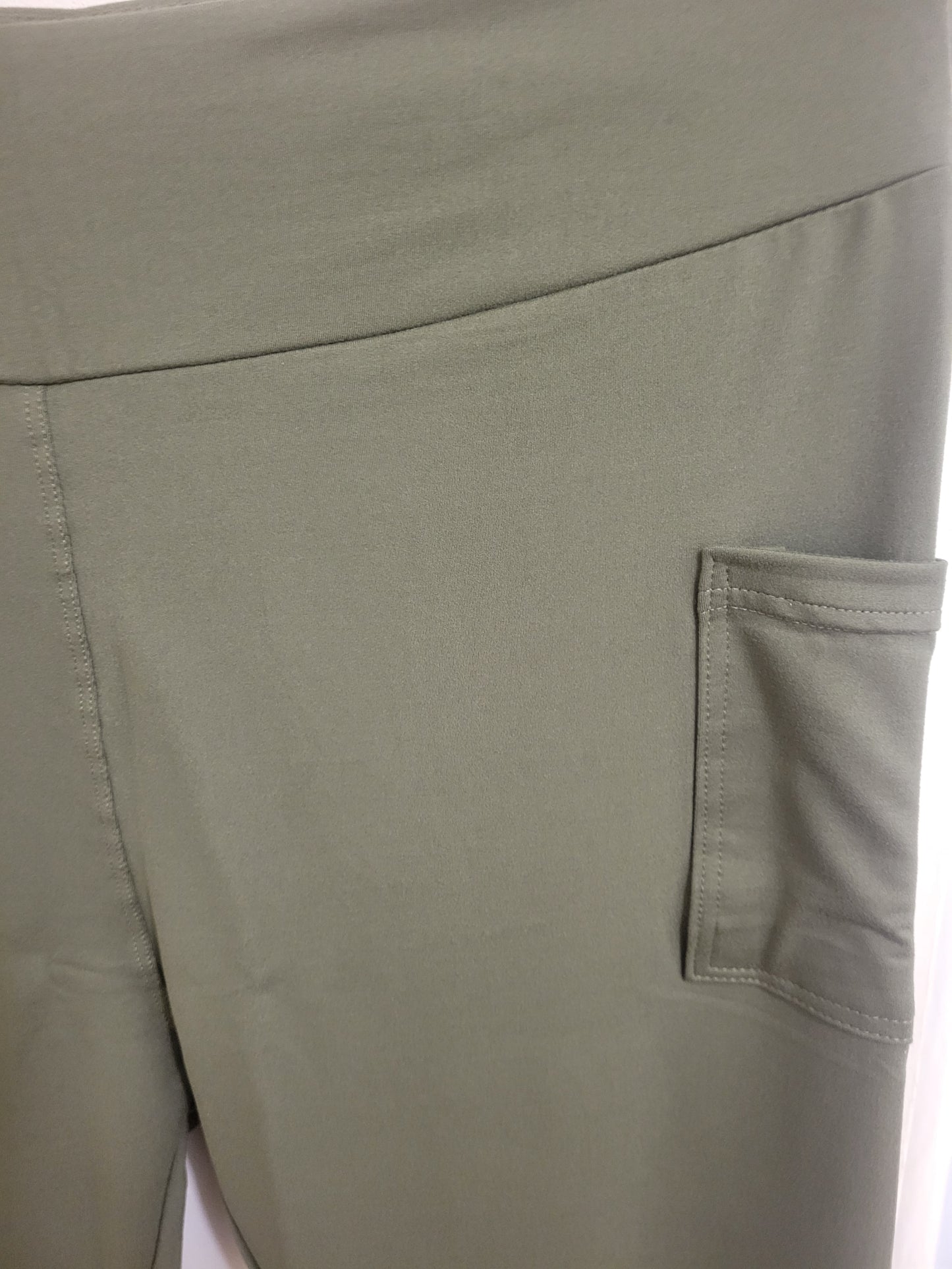 Olive Leggings with Pockets