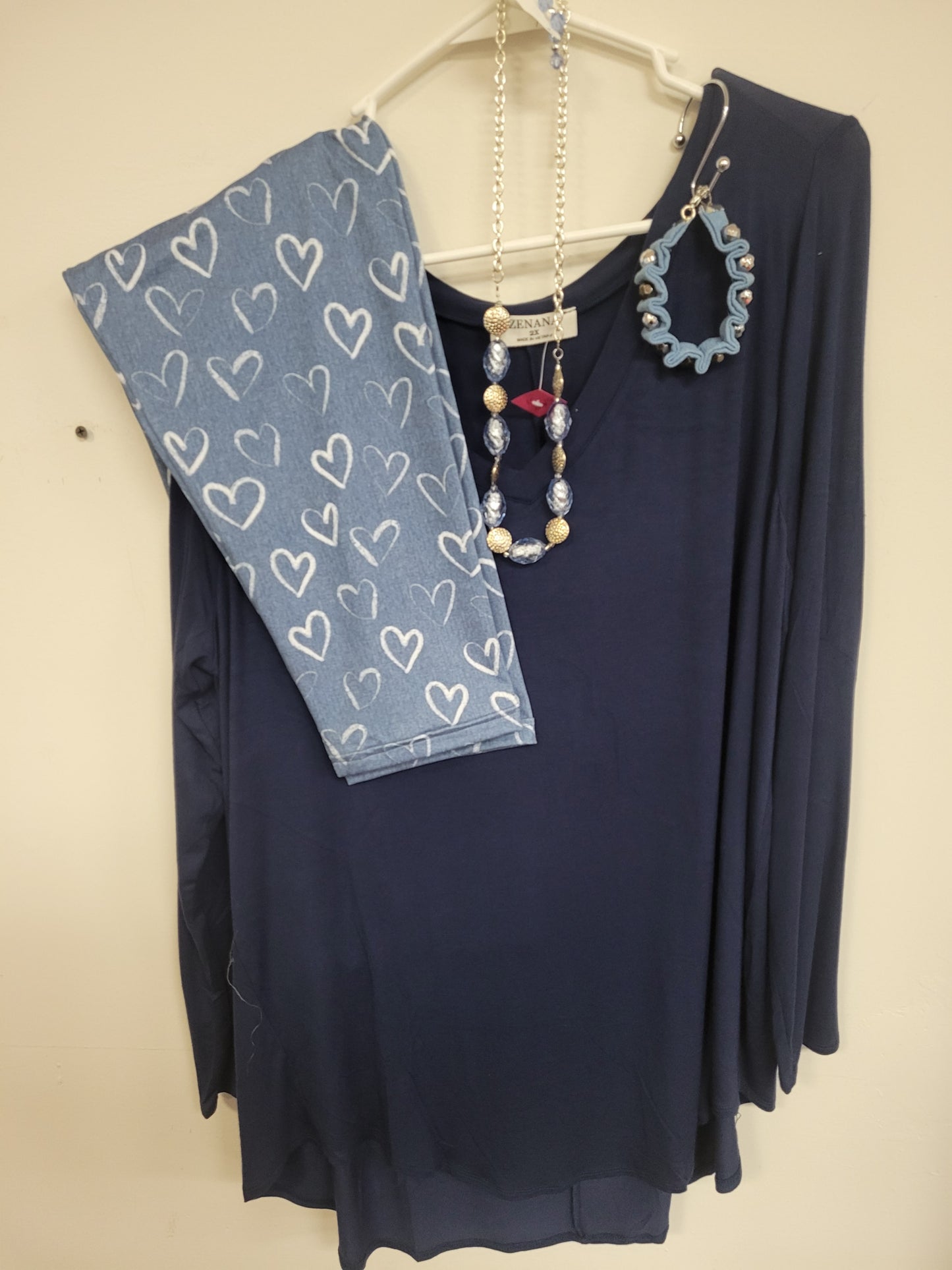 Medium denim blue like with white open hearts Leggings with Pockets